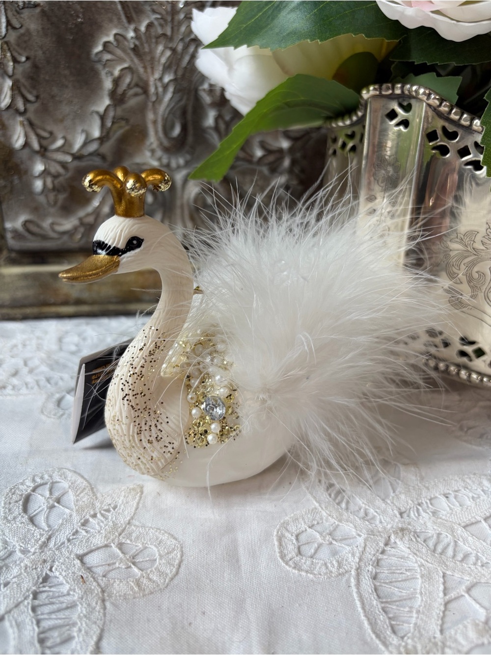 Robert Stanley Swan Christmas tree ornament